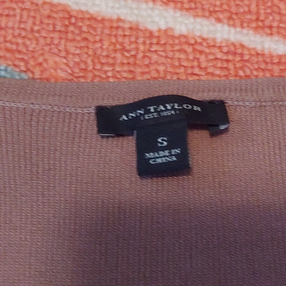 2 for $7: Ann Taylor Brown & Black Knit Top, Small - Picture 3 of 8